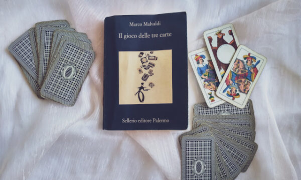 Il gioco delle tre carte di Marco Malvaldi