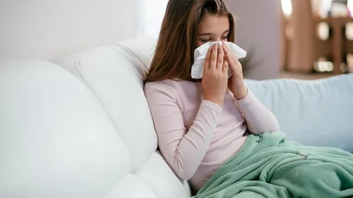 Kuinka ottaa Oscillococcinum aikuisille ja lapsille vilustumiseen