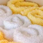 kuinka-pesta-pyyhkeet-oikein-jotta-ne-pysyvat-pehmeina-kuohkeina-ja.webp.webp